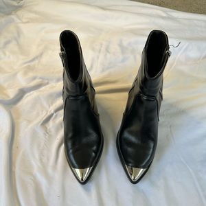 Size 6 Steve Madden cowboy style boots used some very light scuffs